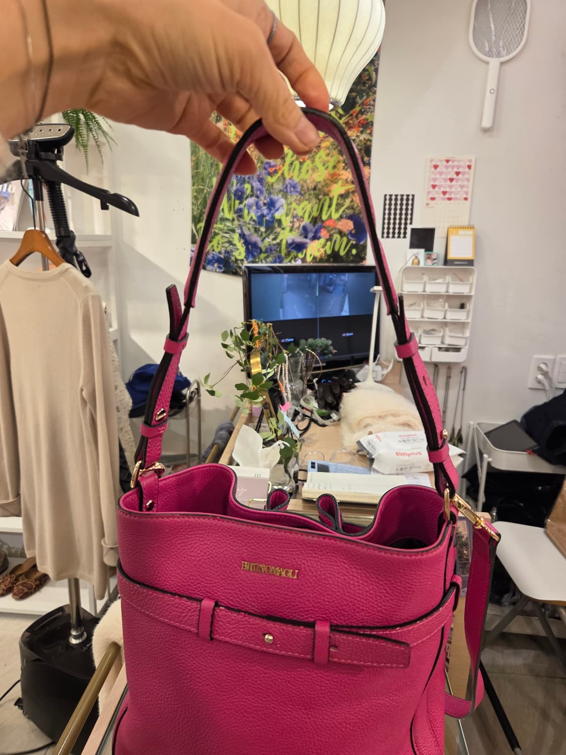 브루노마글리 핫핑크 버킷백 상품이미지4