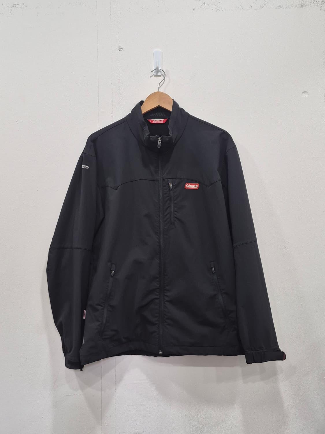 [95] 콜맨 아웃도어 바람막이 자켓 남성 95 상품이미지1