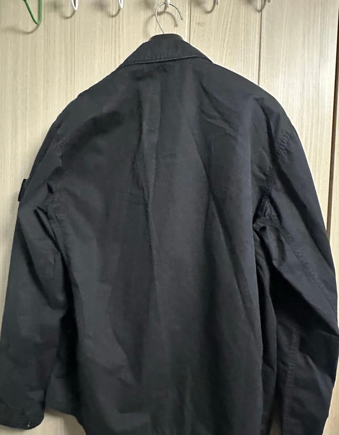 스톤아일랜드 올드임팩트 블랙셔츠 상품이미지2