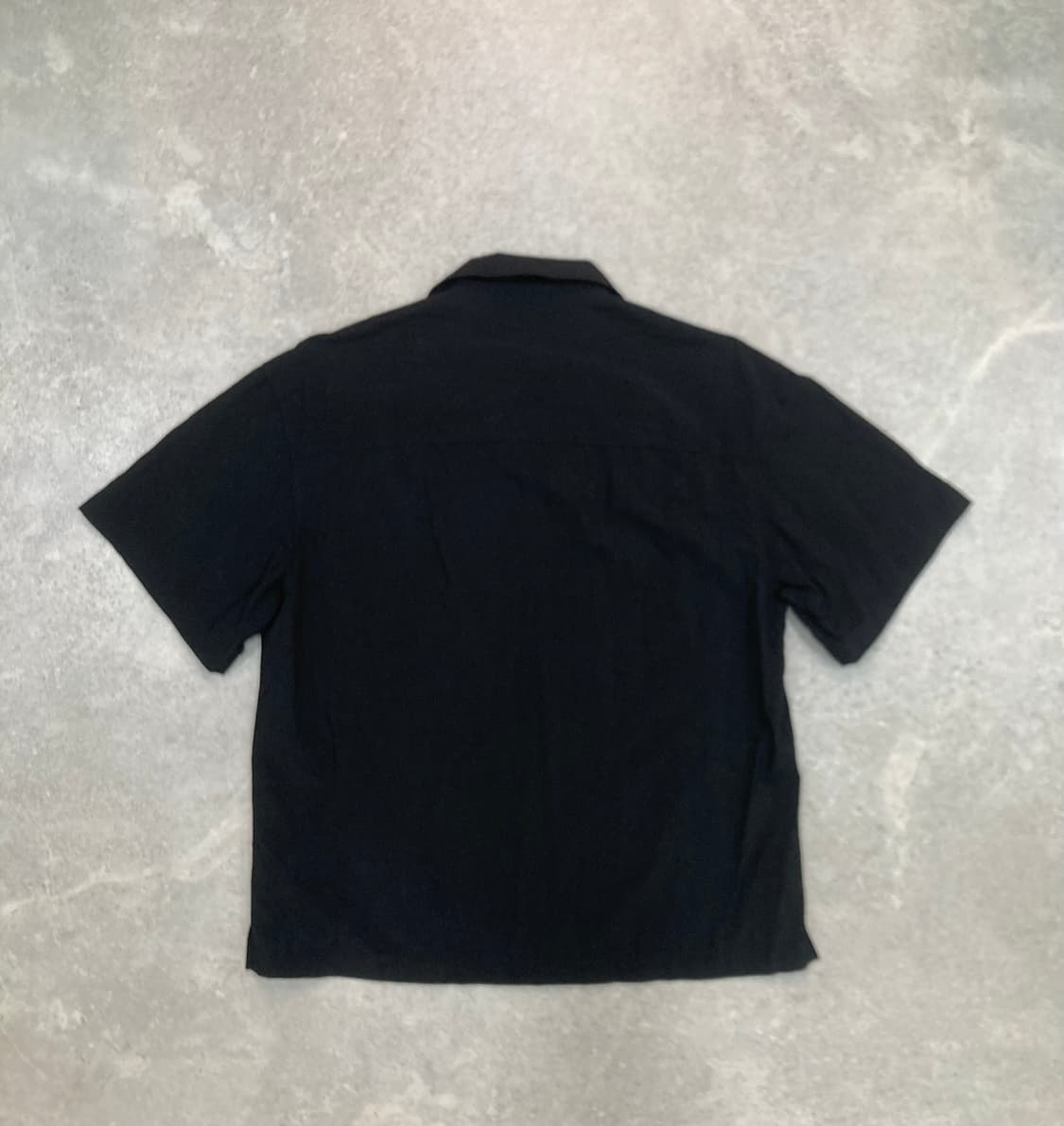 Coor 쿠어  내추럴 링클  오픈 카라 셔츠  블랙 상품이미지4