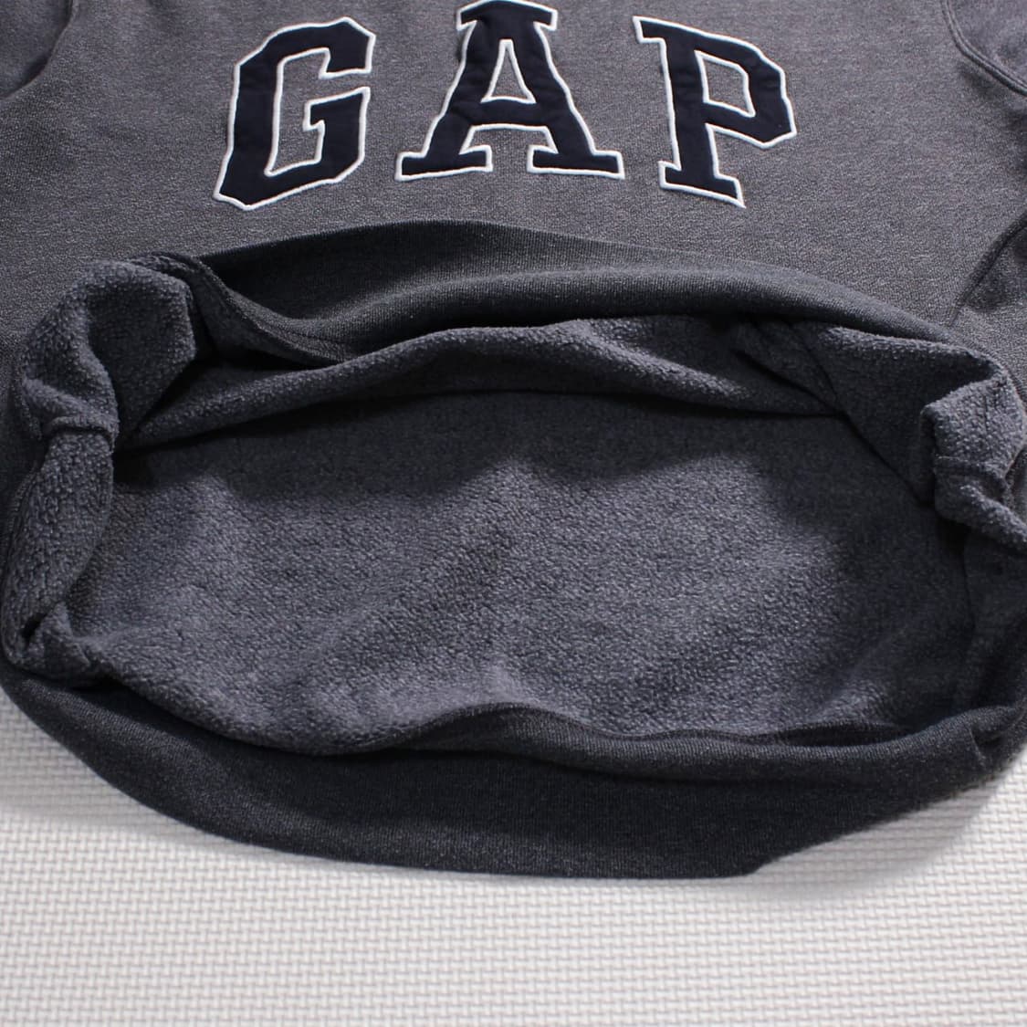 GAP 갭 그레이 기모 맨투맨 상품이미지4