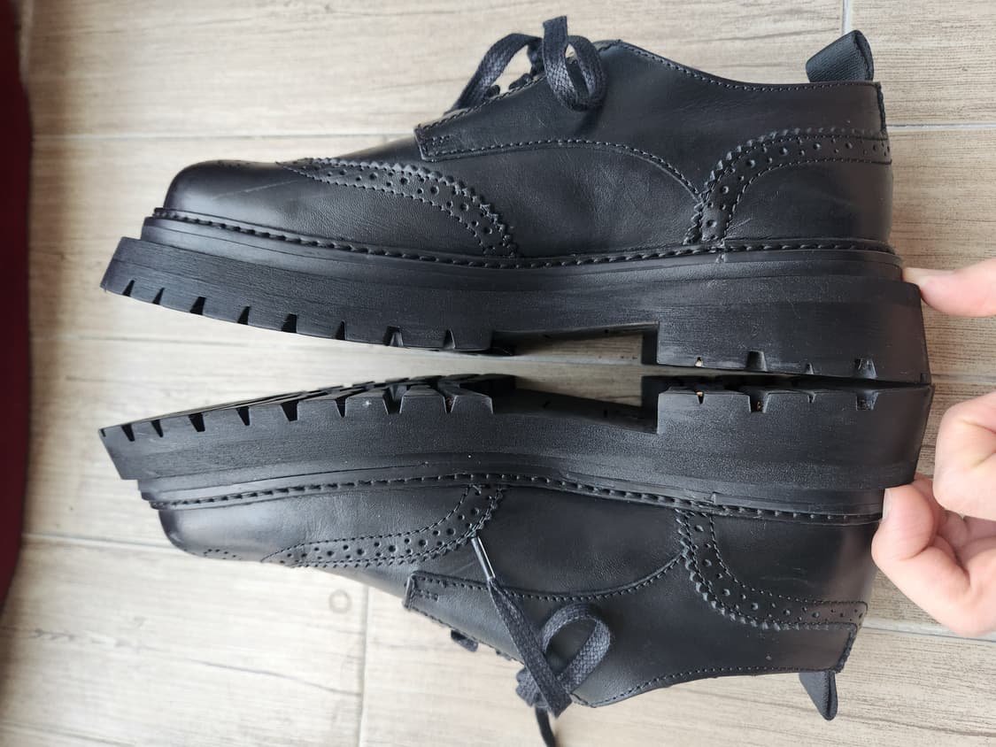 코스(COS) 청키 레더 더비 브로그 (265) 상품이미지5