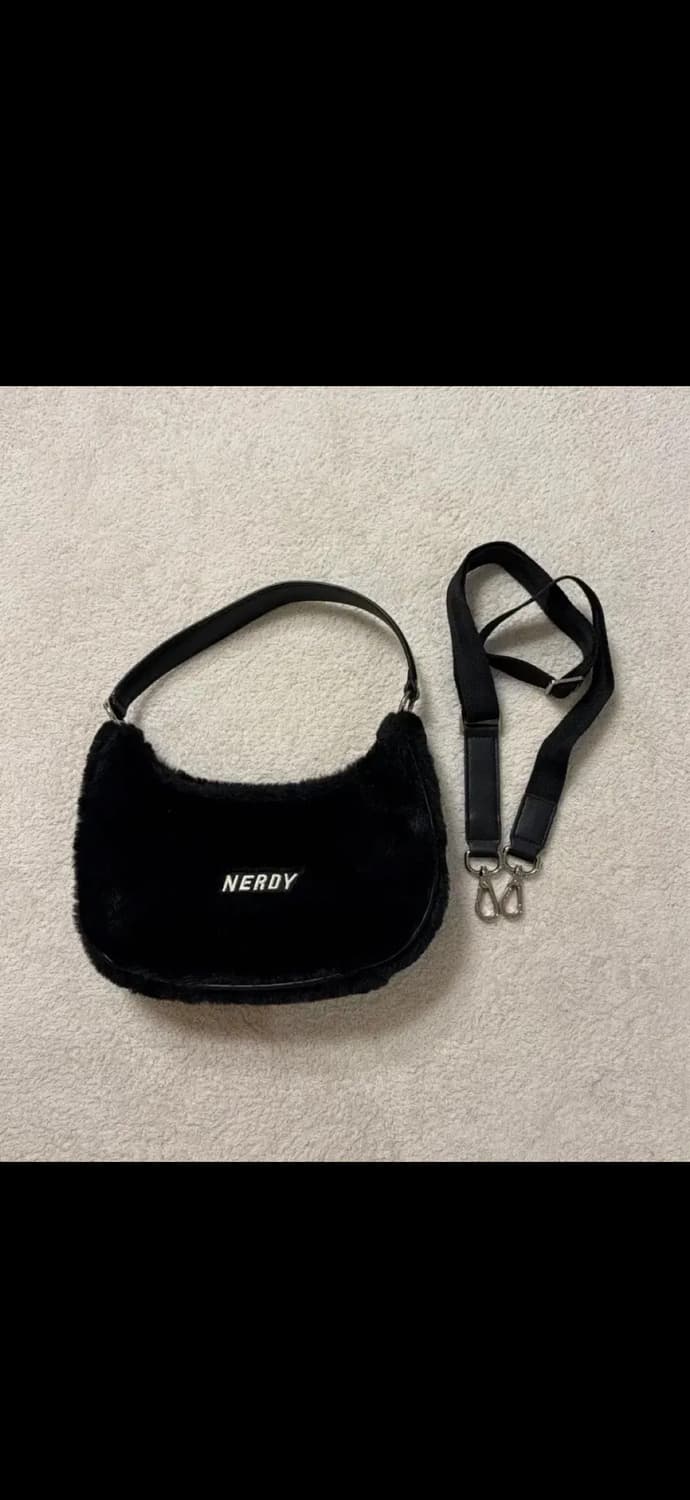 (새상품) 널디 퍼 투웨이 숄더백 호보백 크로스백 상품이미지3