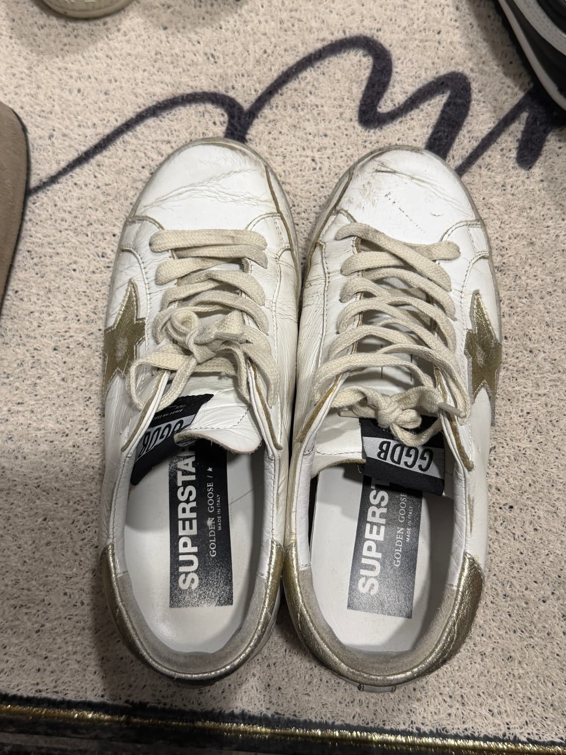 골든구스 슈퍼스타 화이트 스니커즈 상품이미지1