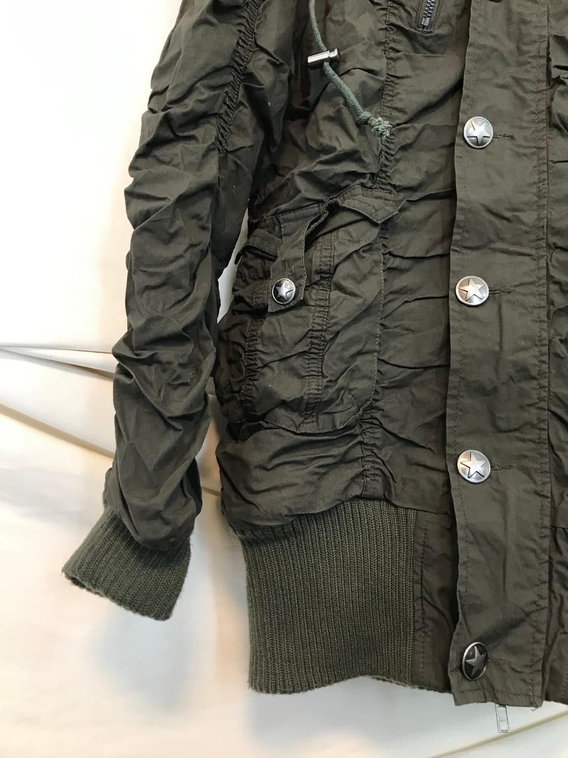 셔링디테일 스타포인트 야상자켓 상품이미지3