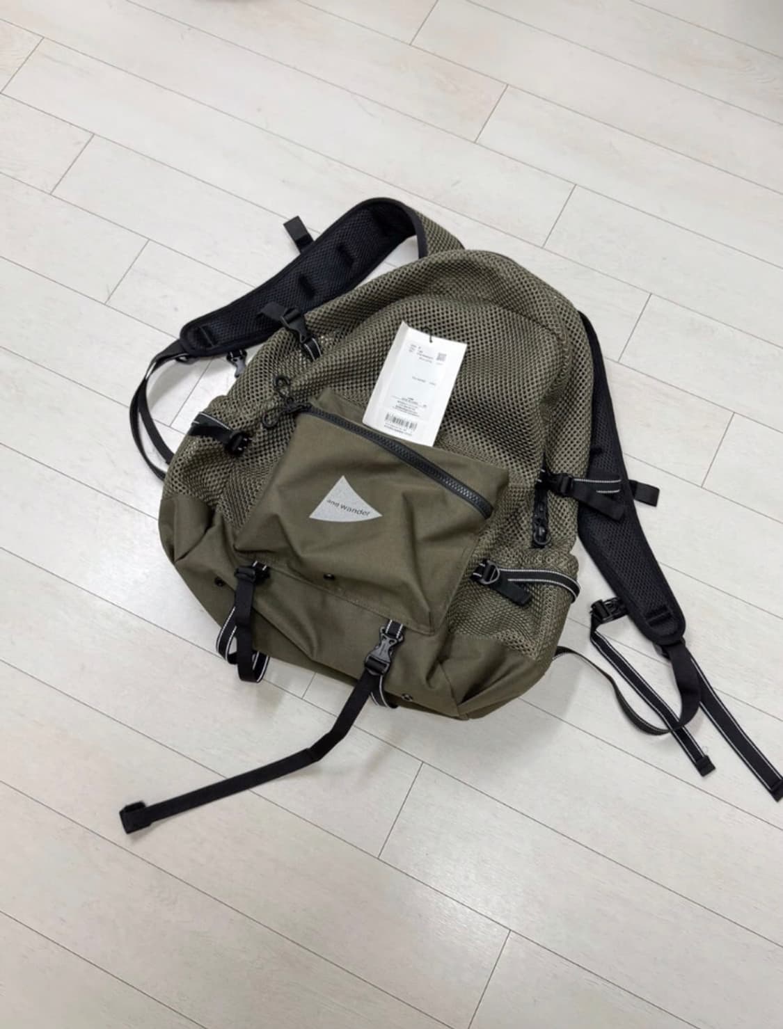 앤드원더 3D 메쉬 백팩 카키 상품이미지1
