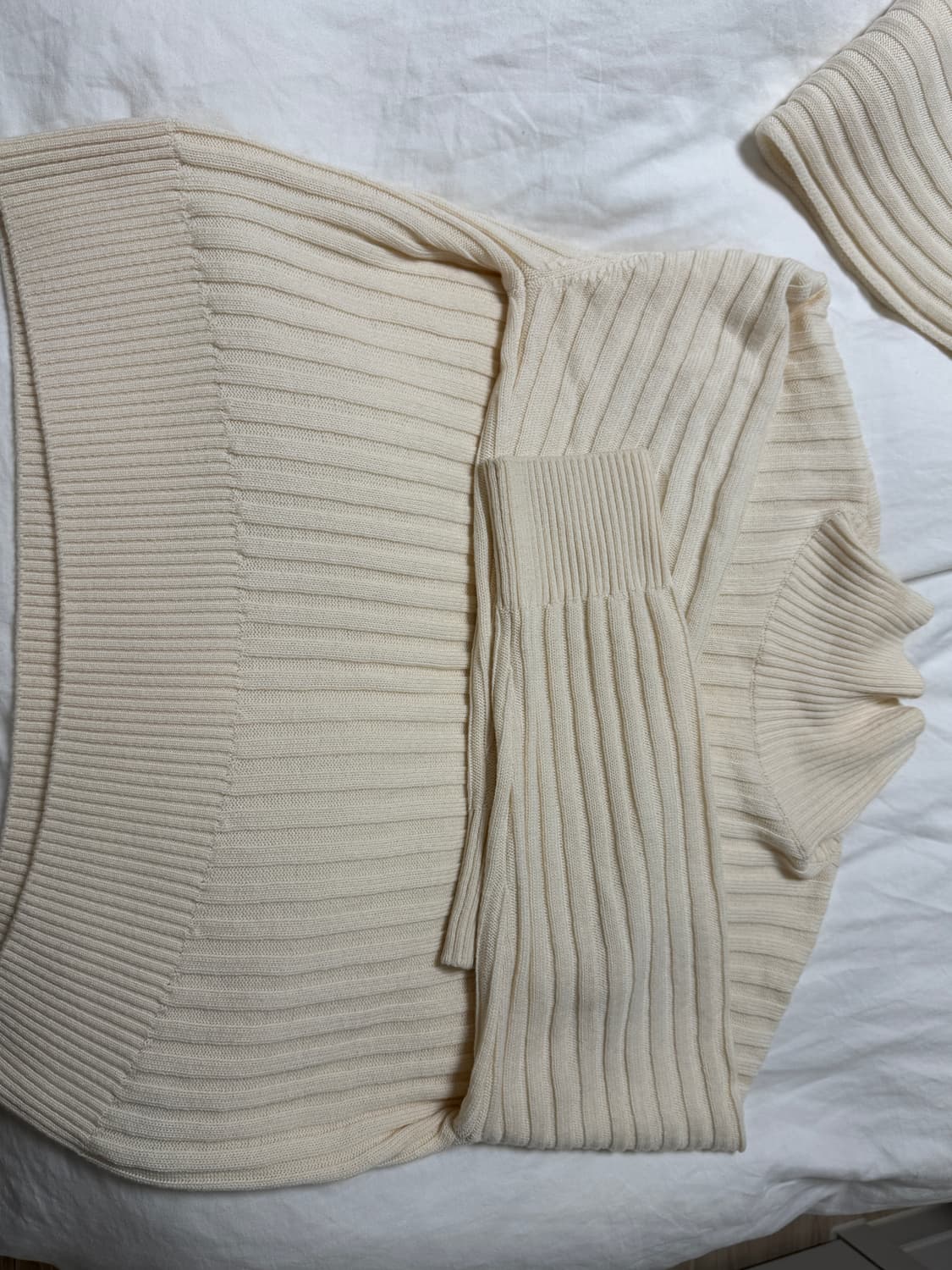 le917 리브드 터틀넥 + 머플러 상품이미지2