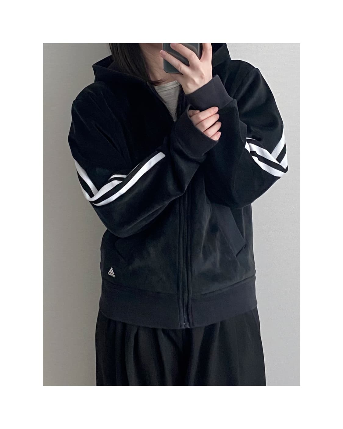 아디다스 벨벳 후드집업 상품이미지1