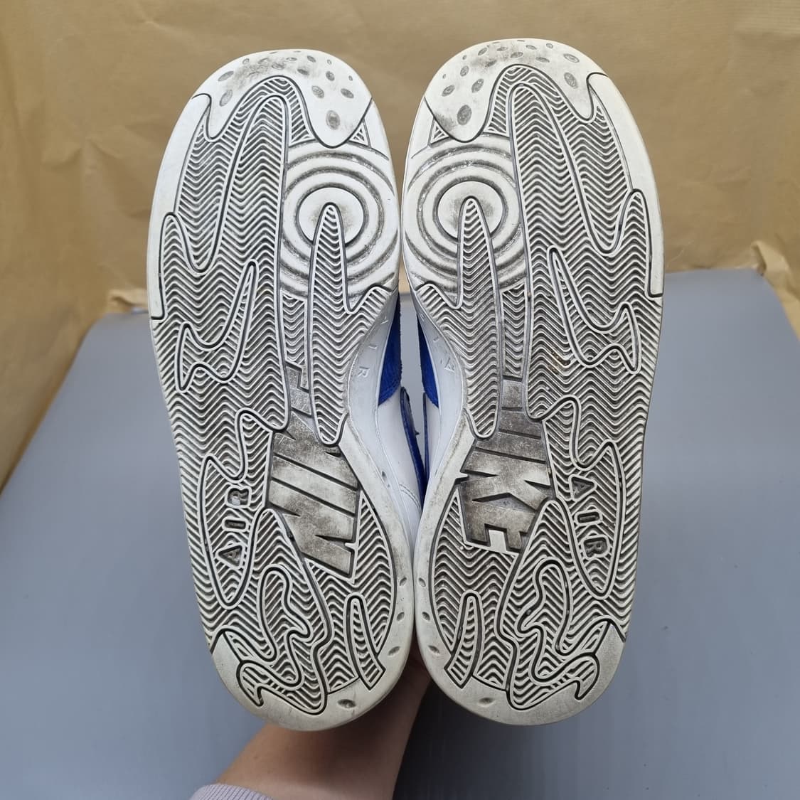 나이키 에어 스텝백 남성미드270 상품이미지3