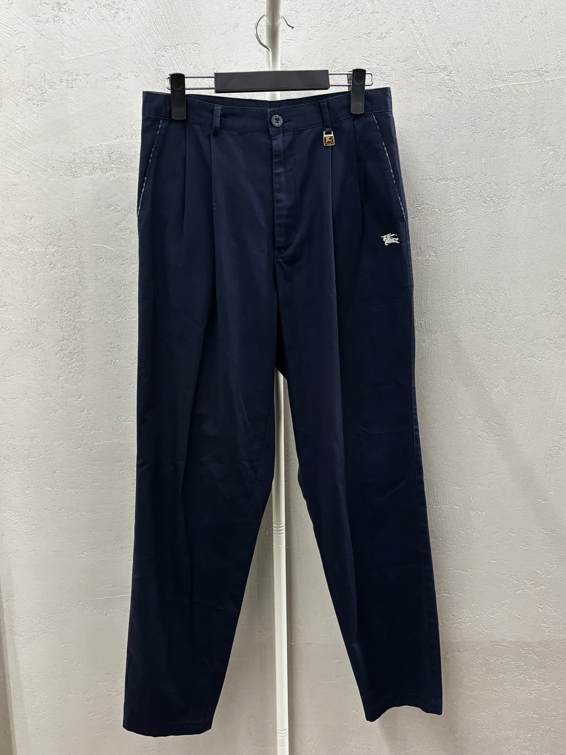 버버리 남성 네이비 면 바지 상품이미지2