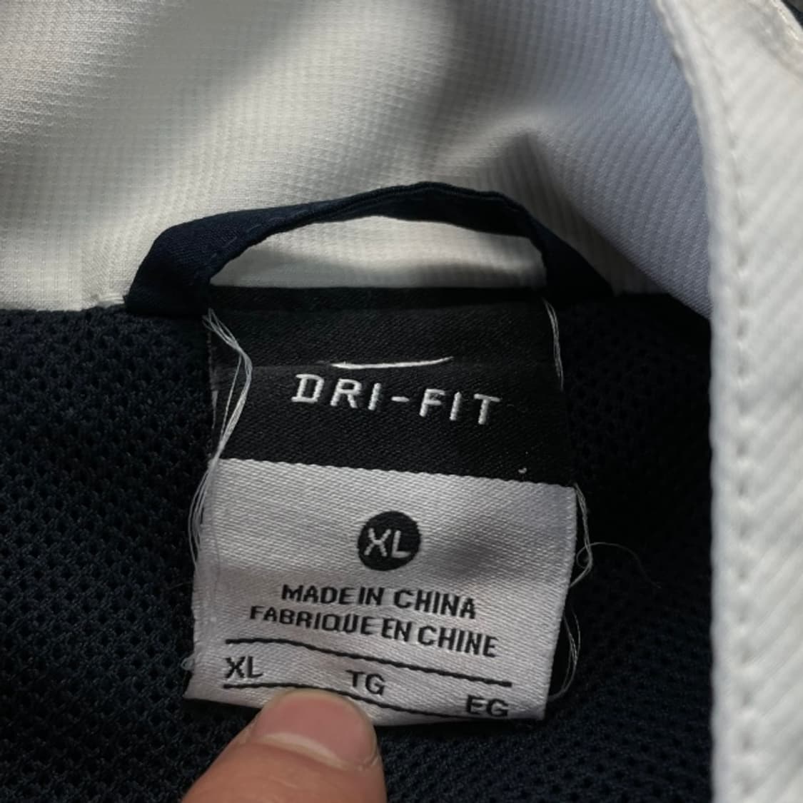 105 나이키 바람막이 상품이미지3