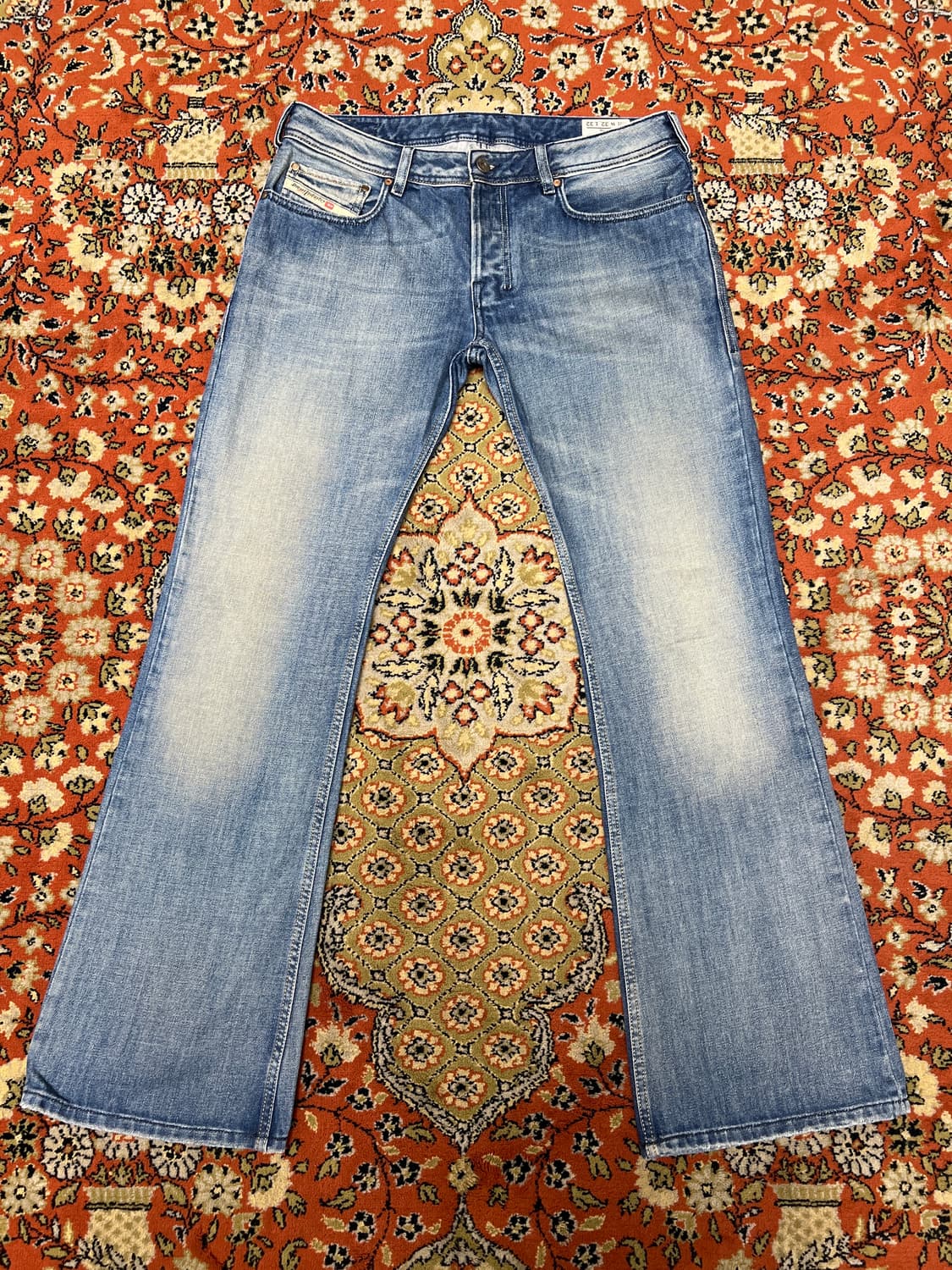 [32] 디젤 자탄 부츠컷 플레어 데님팬츠 상품이미지1