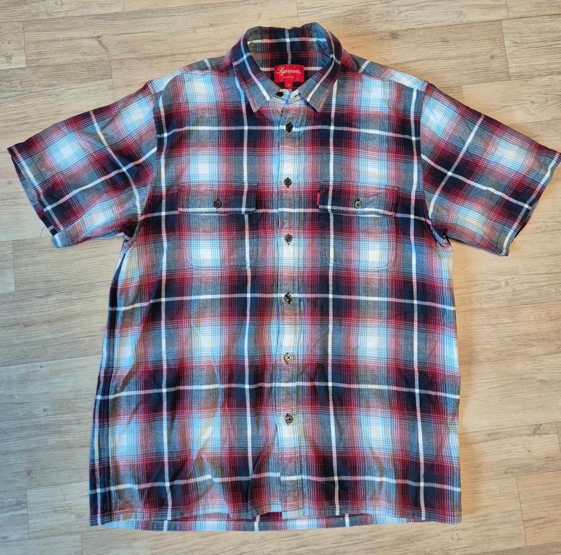 슈프림 반팔셔츠 Supreme 반팔셔츠 상품이미지1