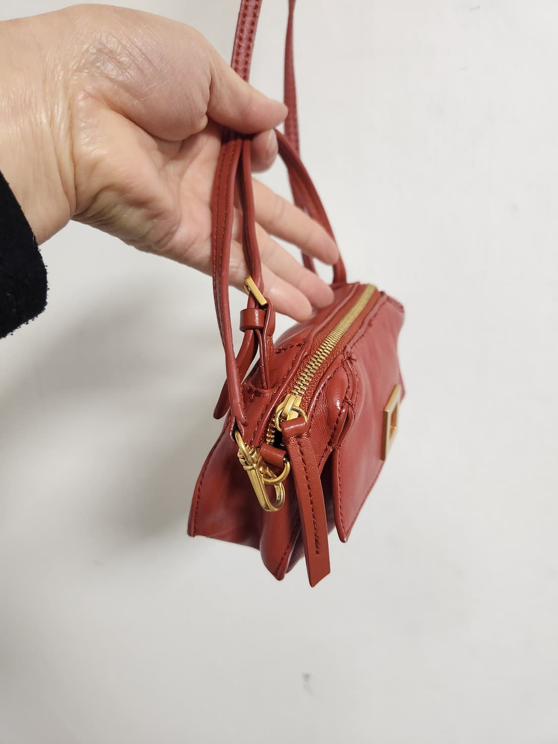 루즈앤라운지 미니 크로스백 가방 상품이미지5