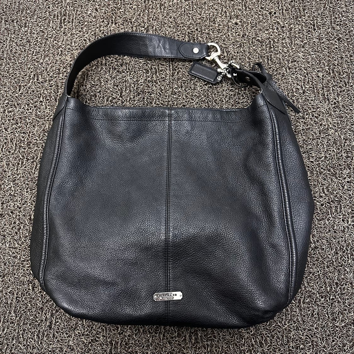 COACH 코치 레더 타슬 빅백 여성 숄더백 호보백 블랙 상품이미지2