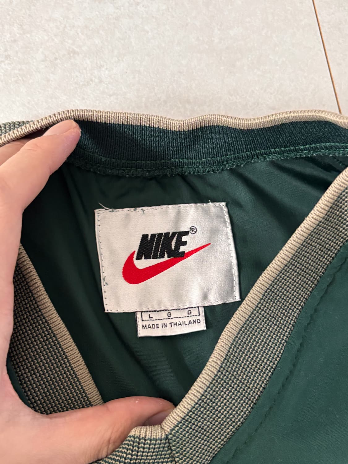 90s Nike 빈티지 트레이닝 풀오버 브이넥 · 밀리터리 그린 L 상품이미지4