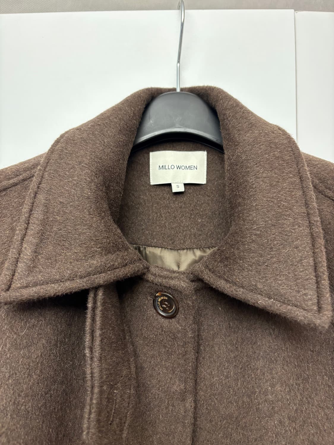 밀로 우먼 울 래글런 하프 코트 다크 브라운 상품이미지4