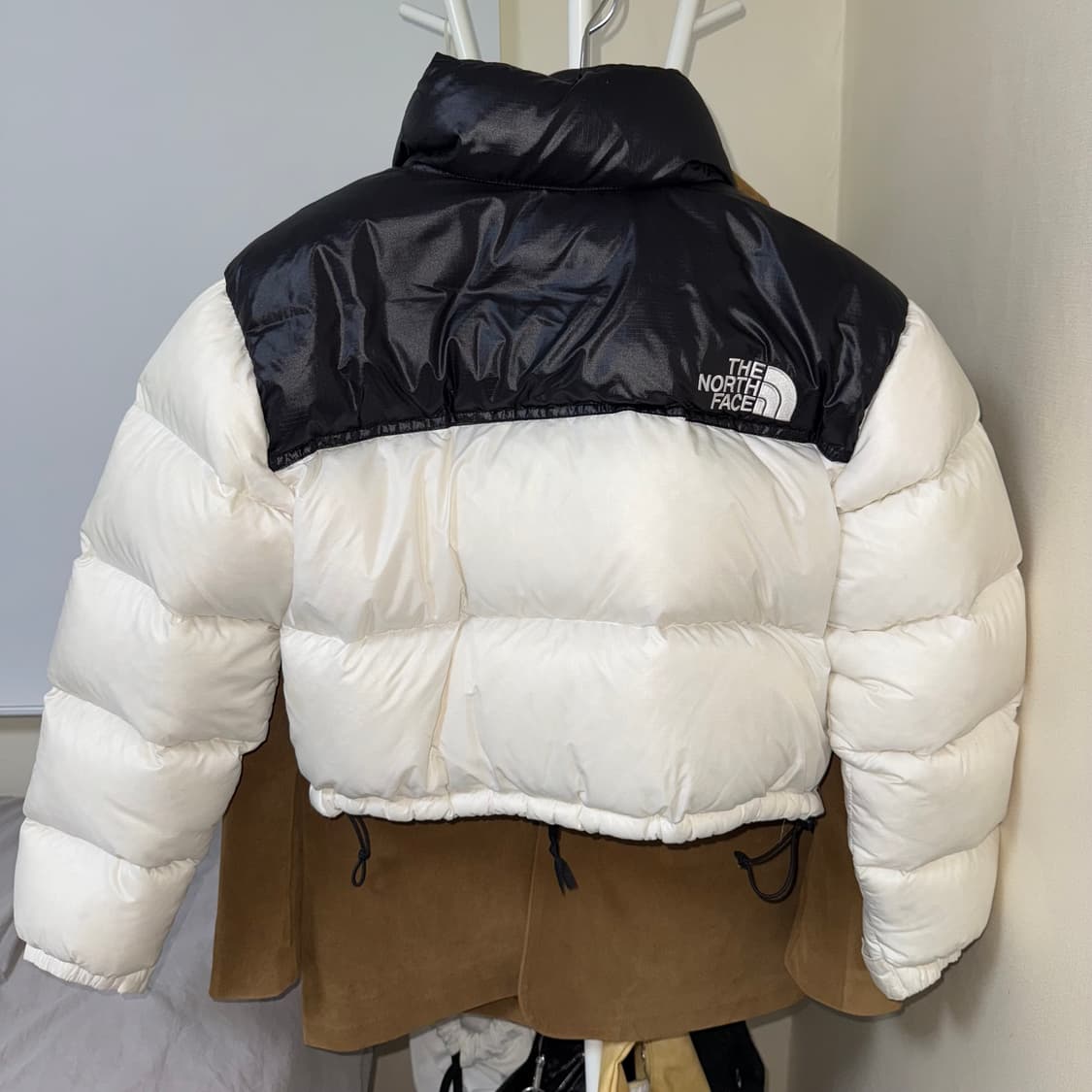 노스페이스 화이트라벨 눕시 숏 화이트 m90 상품이미지2
