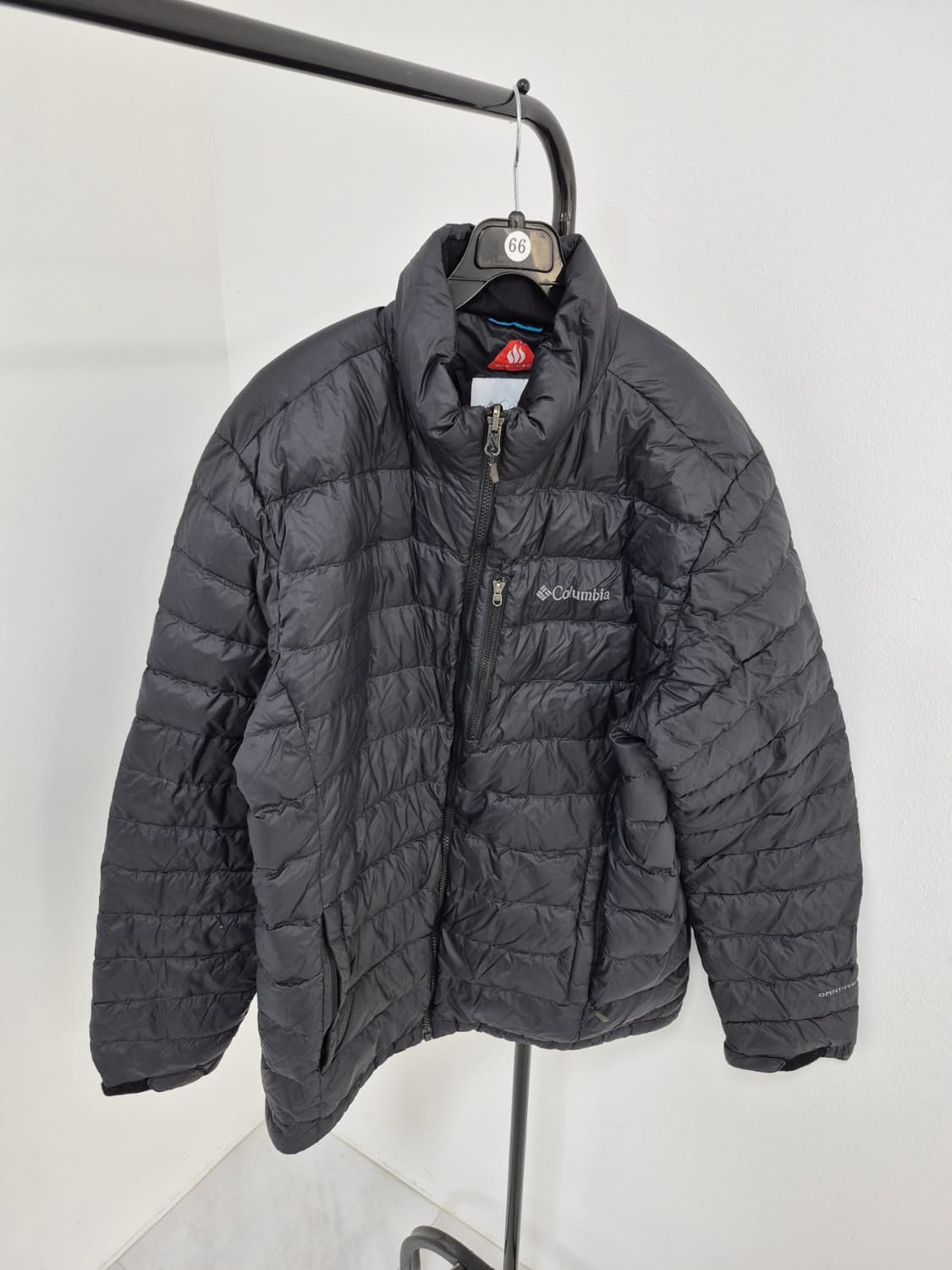 콜롬비아 정품 구스경량패딩 110사이즈 팝니다 상품이미지1