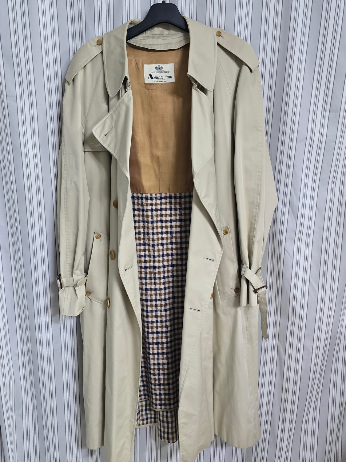 (XL.105) 아쿠아스큐텀 더블 브래스트 트렌치코트 상품이미지3