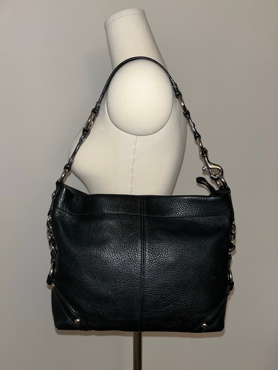 Coach Black Basic Shoulder Bag 상품이미지5