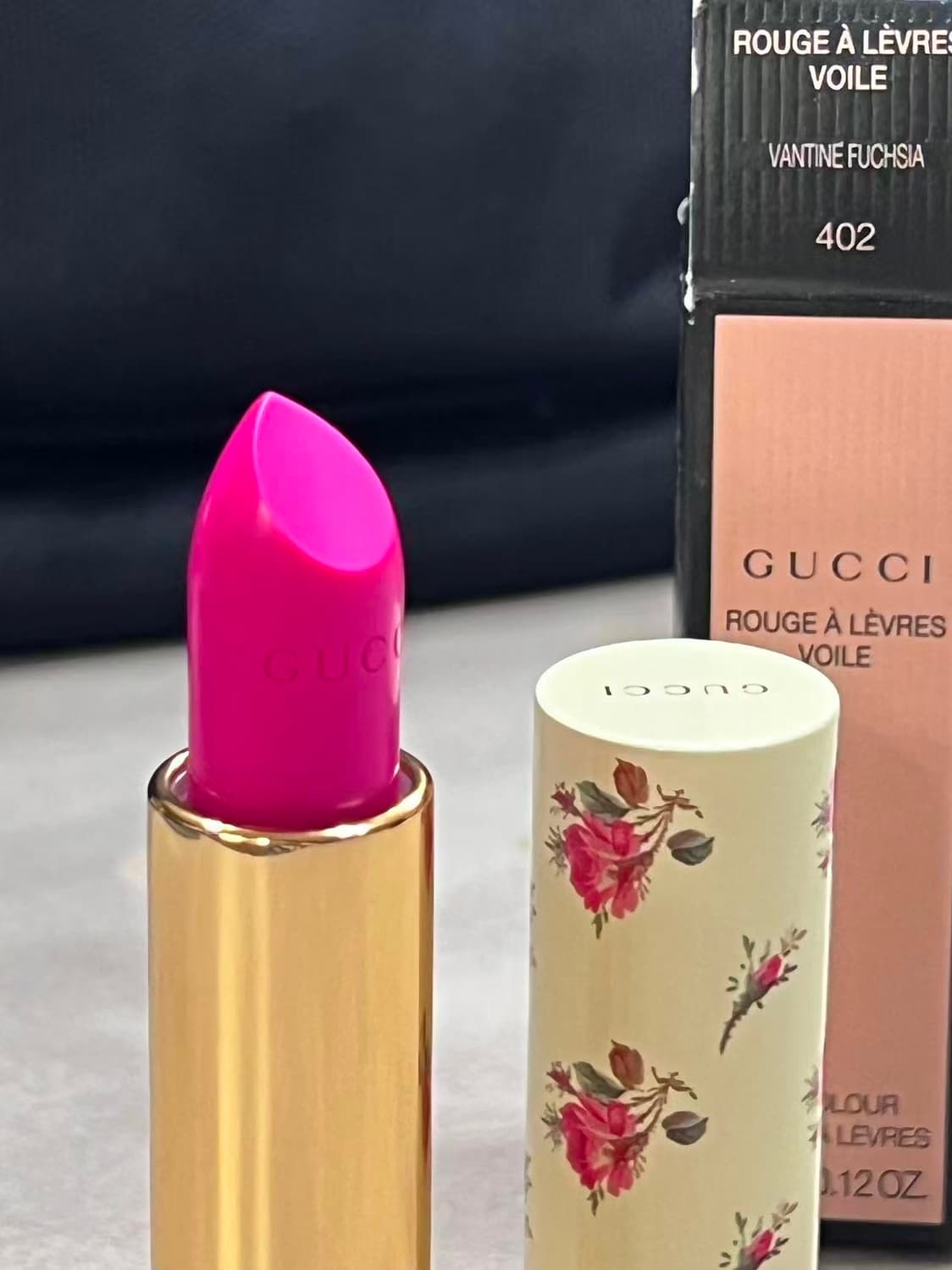 구찌 핫핑크 립스틱 402호 상품이미지1