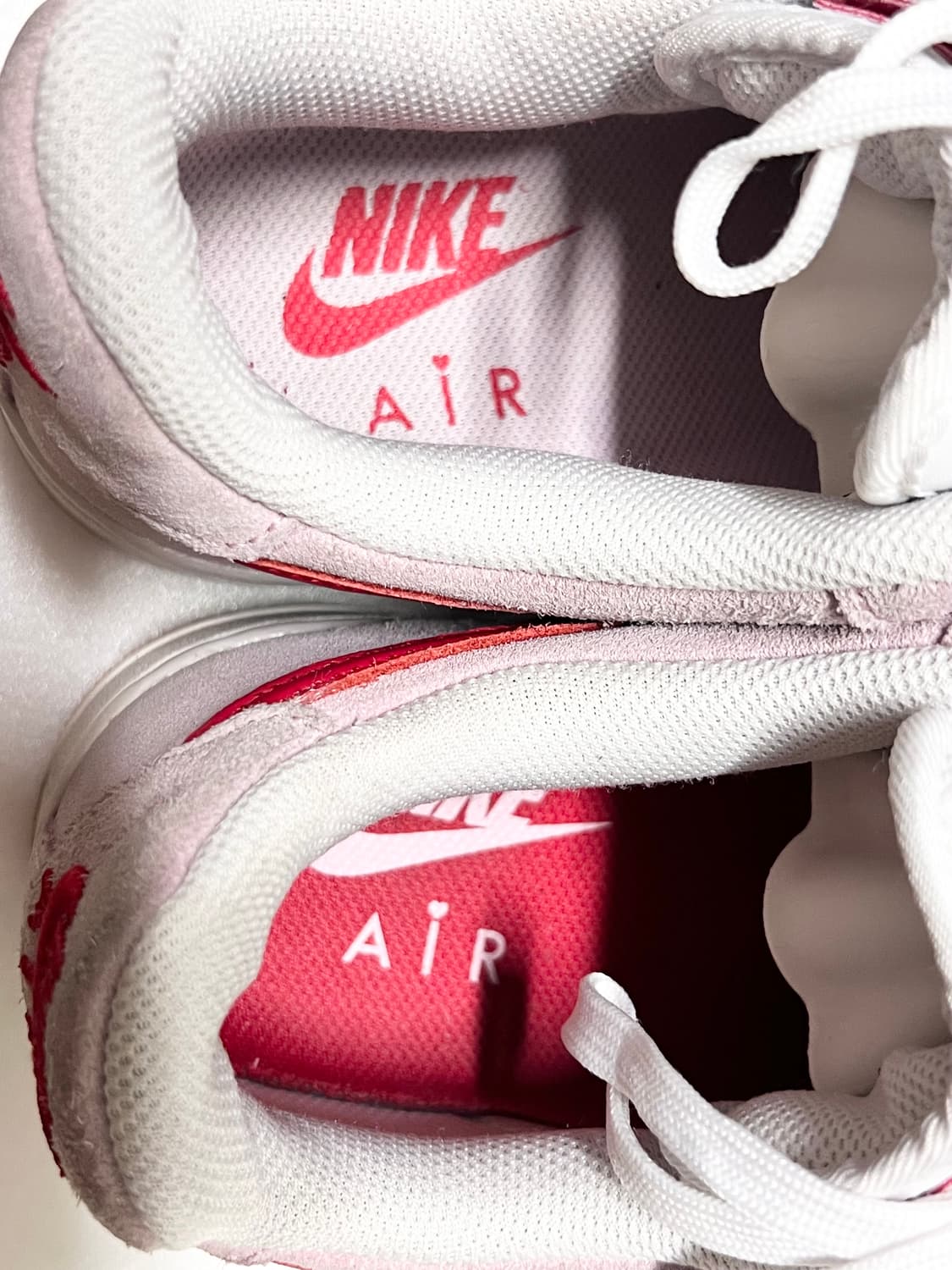 [260] 나이키 에어포스1 발렌타인데이 상품이미지5