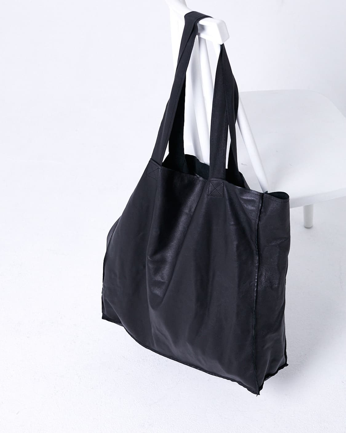 Lambskin Shoulder Bag 상품이미지4