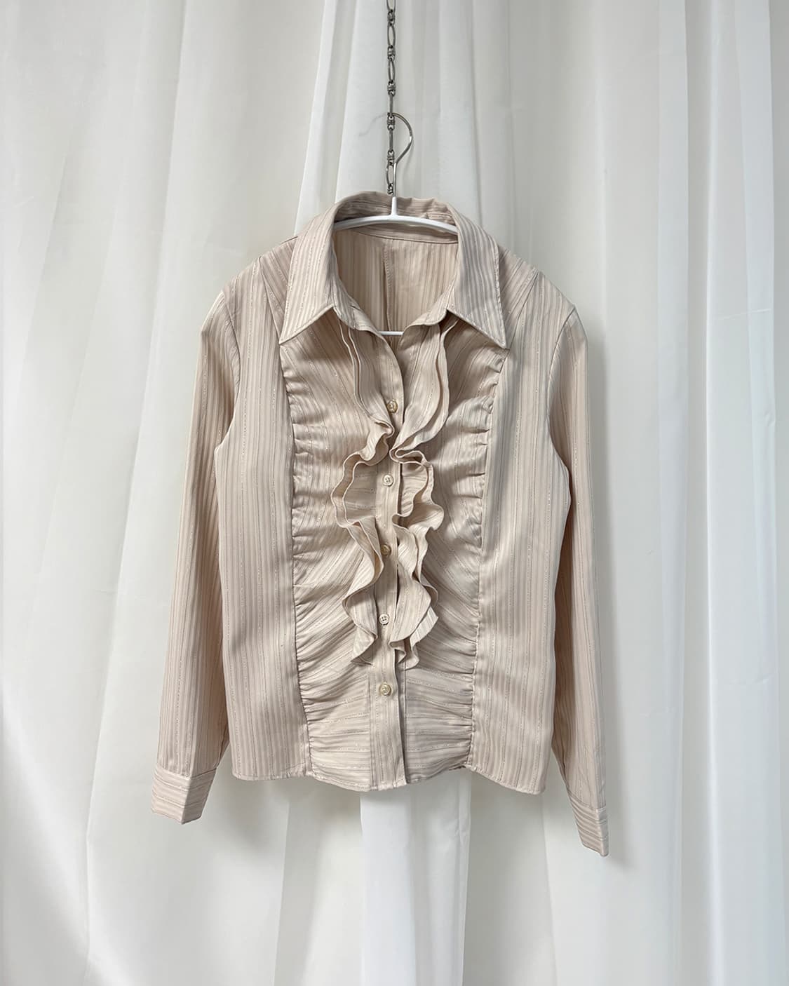 바닐라 베이지 프릴 긱시크 슬림 셔츠 상품이미지4