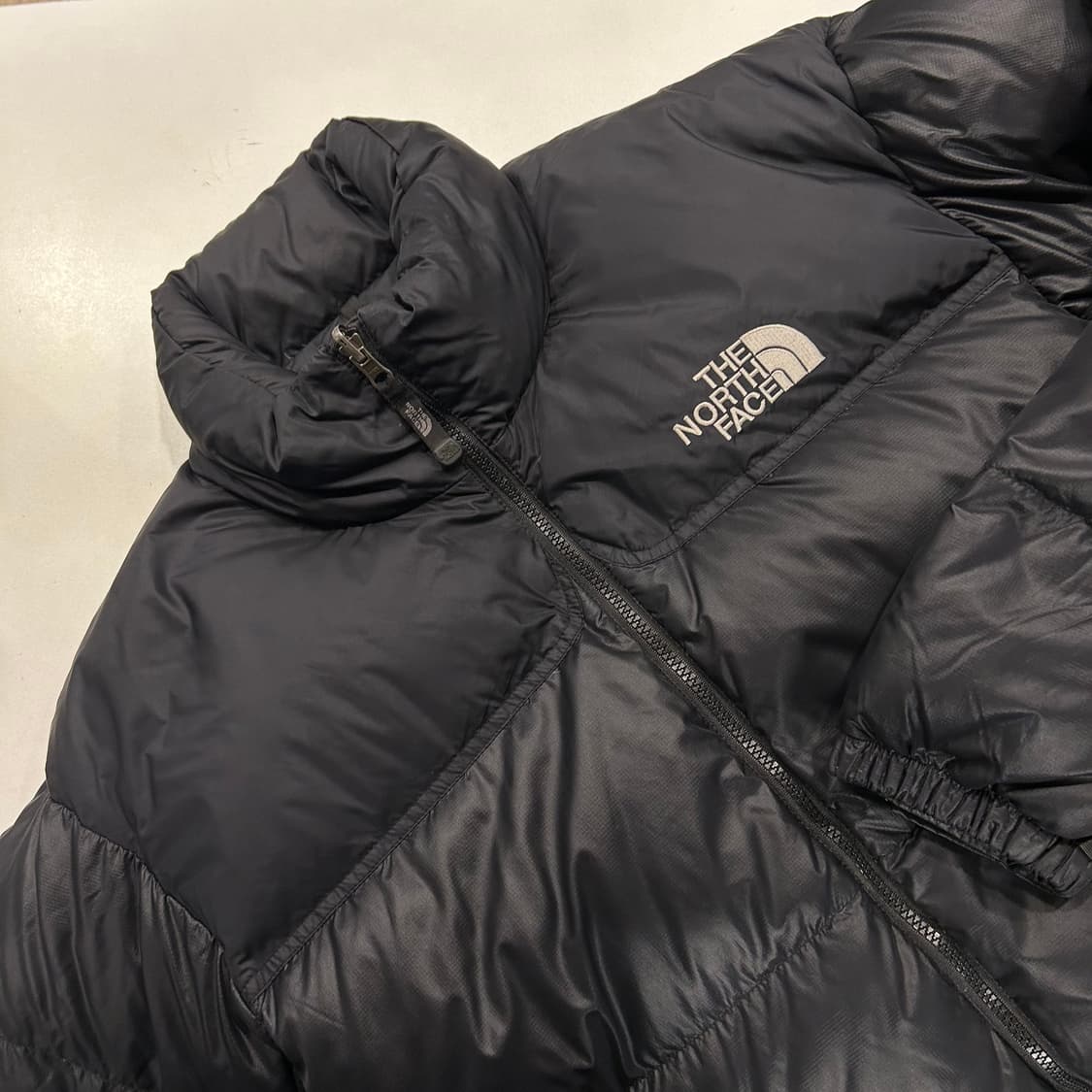 [100] 노스페이스 700 눕시 패딩 블랙 상품이미지3