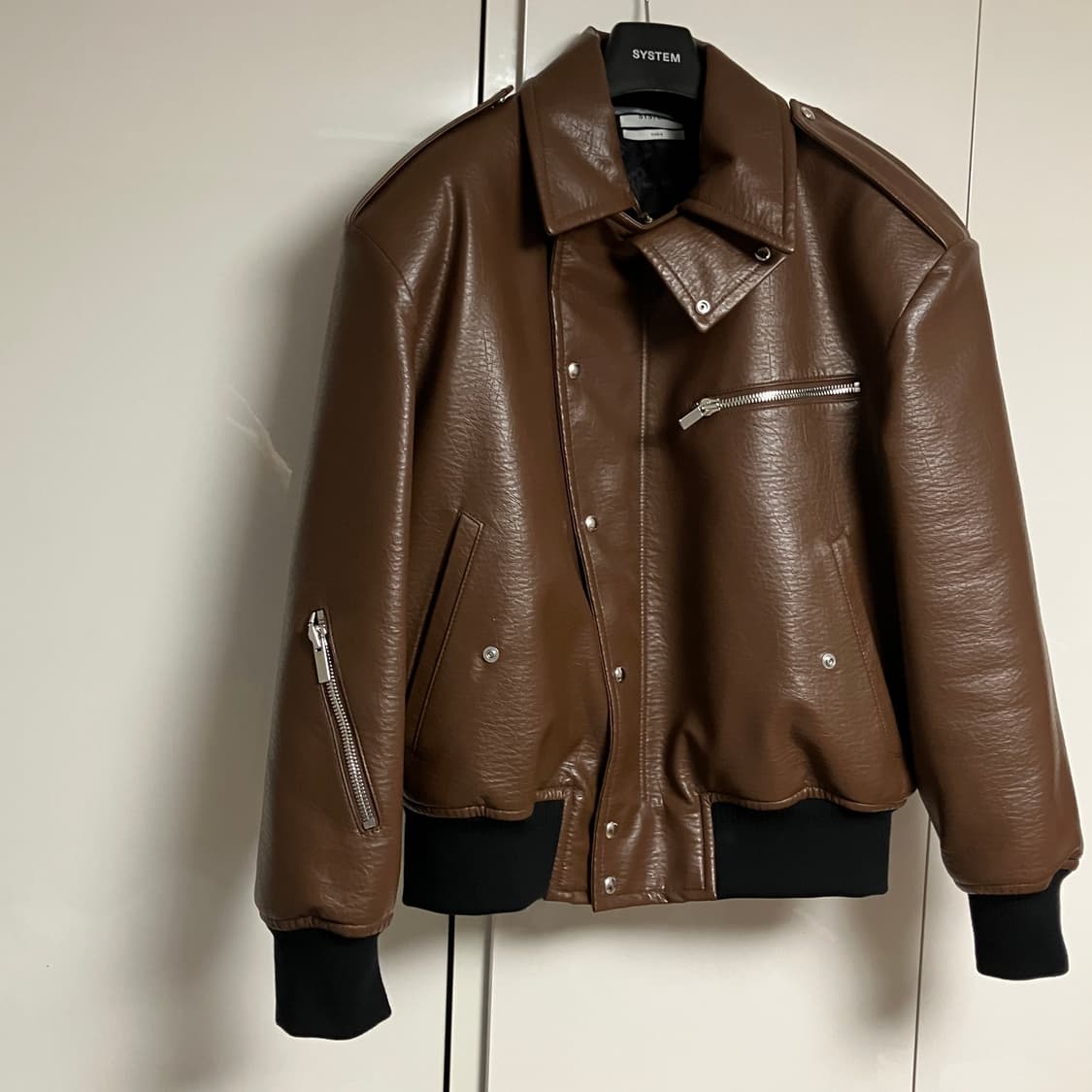 (95) SYSTEM 시스템옴므 파리컬렉션 레더 카라 집업 상품이미지4