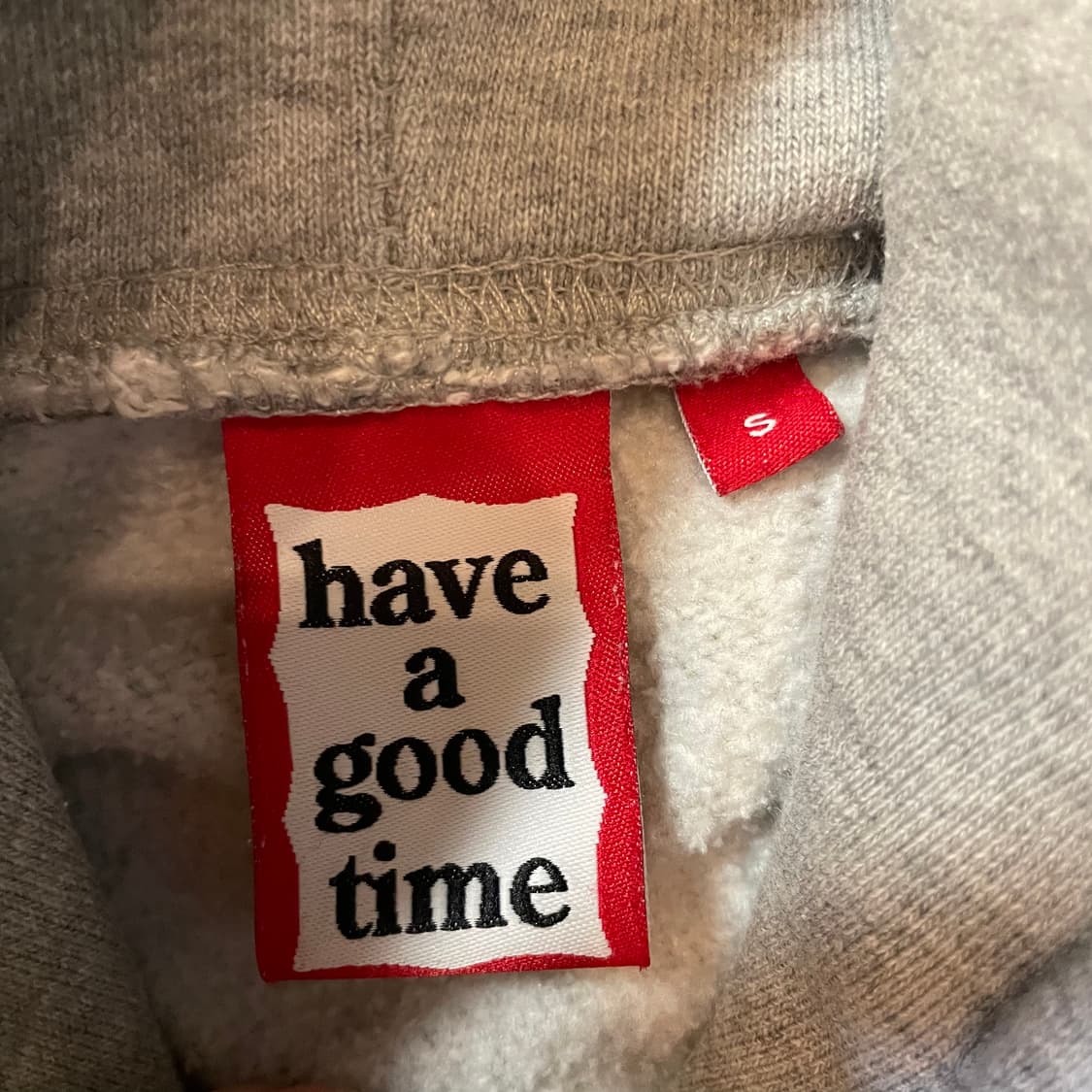 해브어굿타임 후드티 상품이미지3