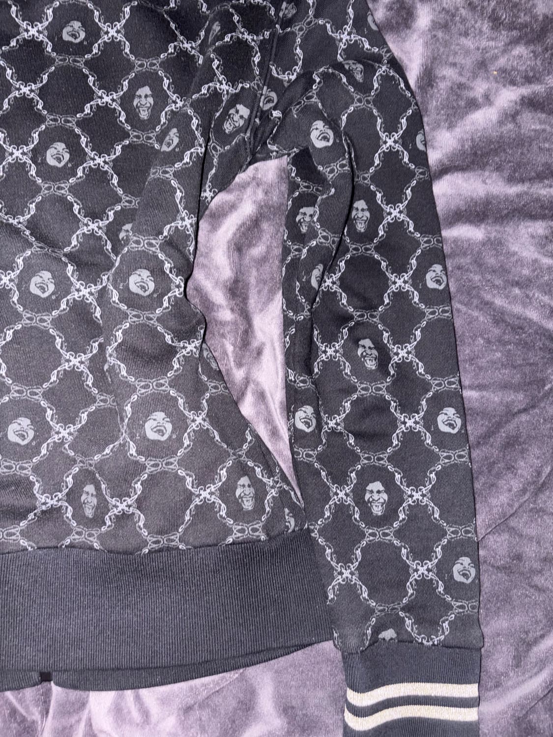 FUBU y2k깔 골져스 고급 골드 블랙 고딕 패턴 후드집업 져지 상품이미지7