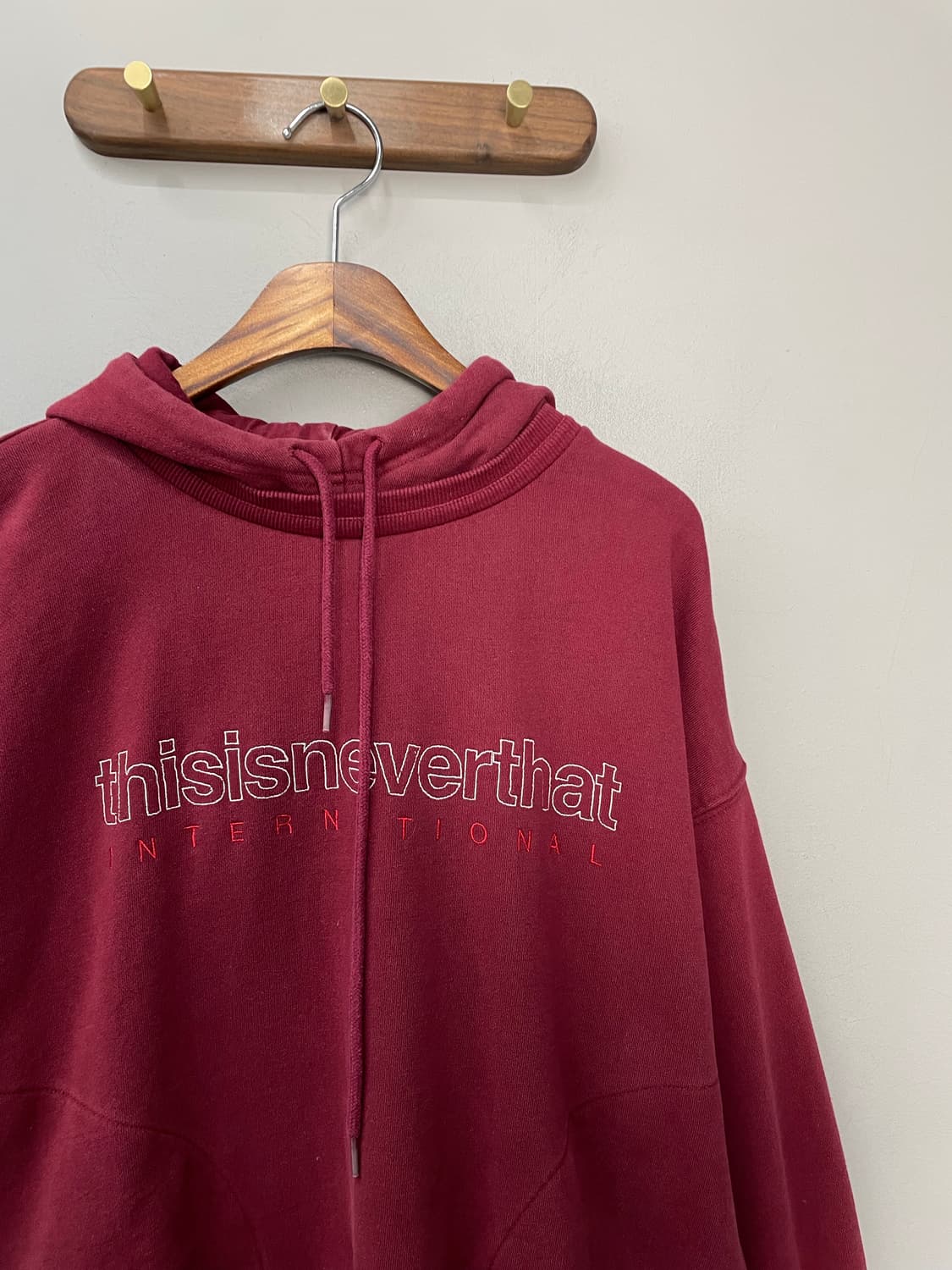 디스이즈네버댓 버건디 후드티 H1815 상품이미지3