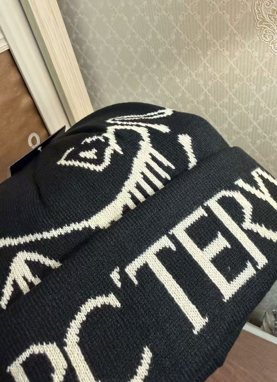 니트 비니와 함께 코디하는 것이 유행입니다 상품이미지3