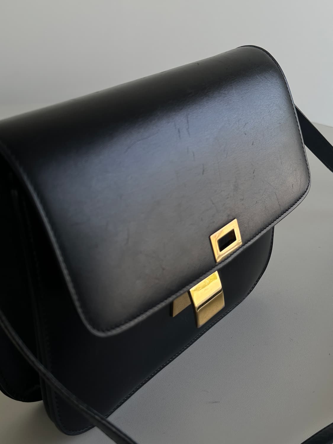 셀린느 클래식 박스백 미디움 블랙 상품이미지2