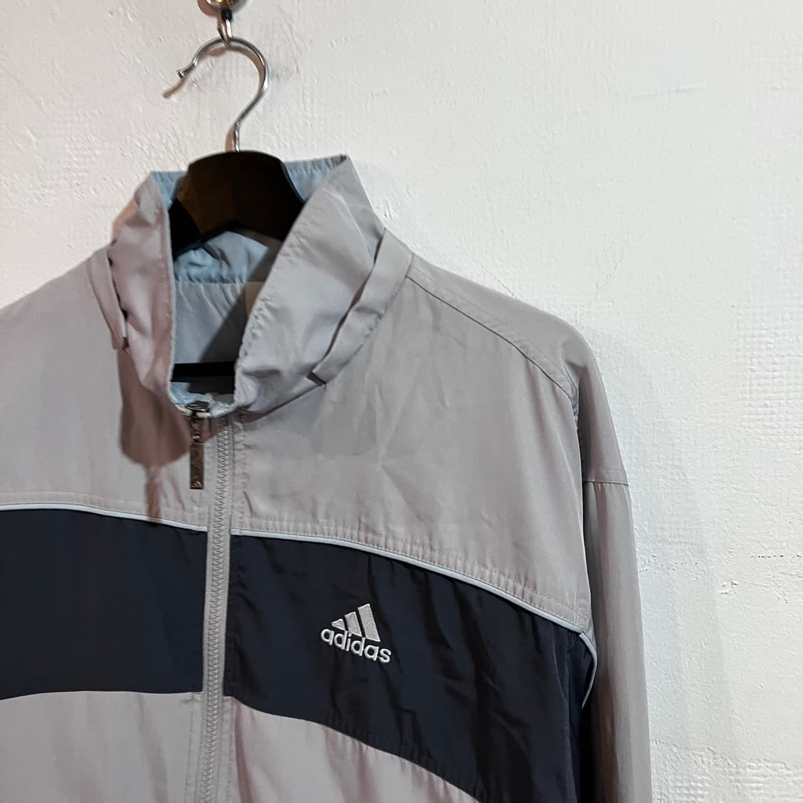 아디다스 올드스쿨 바람막이 상품이미지4