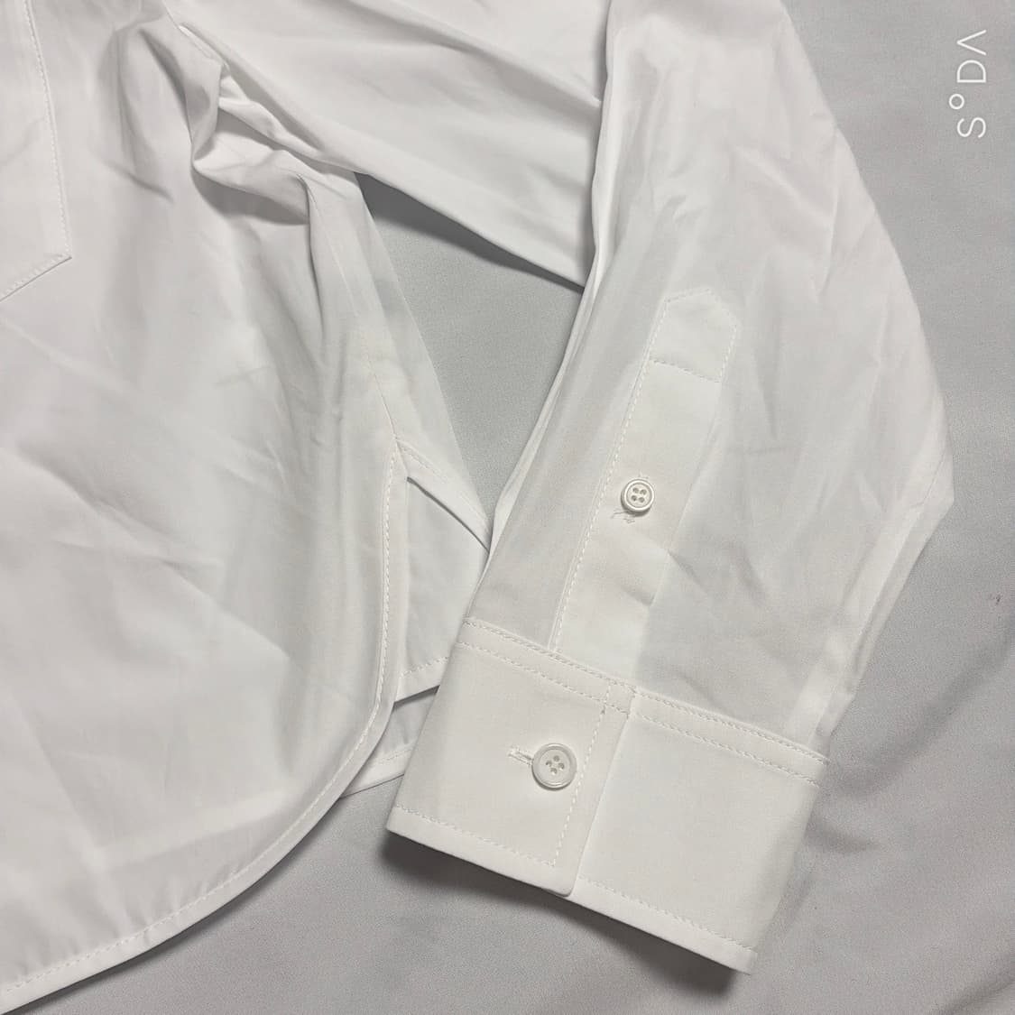 준지 화이트 크롭 셔츠 34 상품이미지6