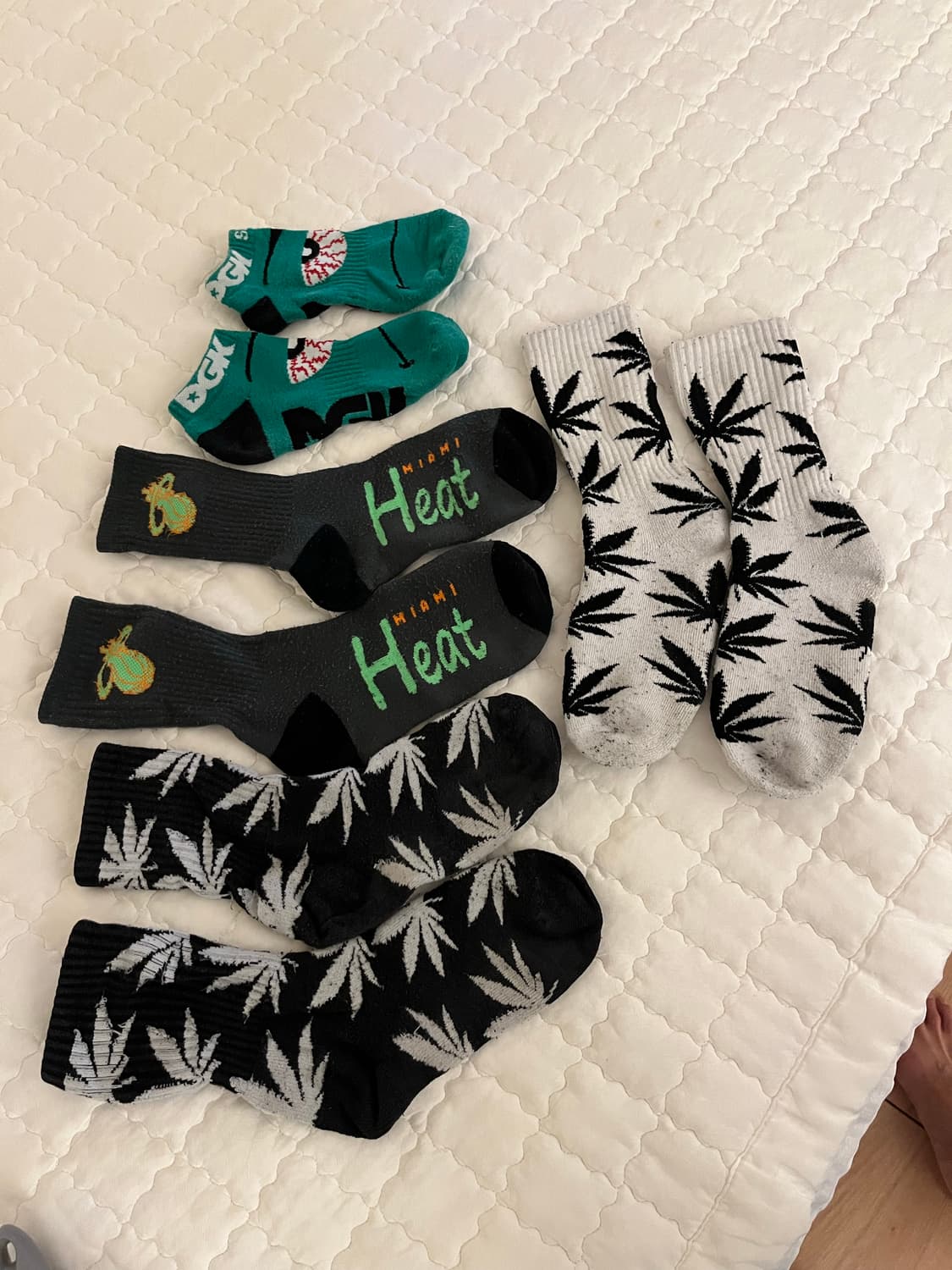 스트릿브랜드 양말 판매 대마초 양말 상품이미지1