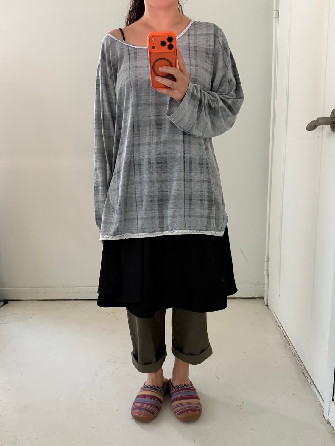 일본빈티지 블랙 핀턱 미디스커트 상품이미지4