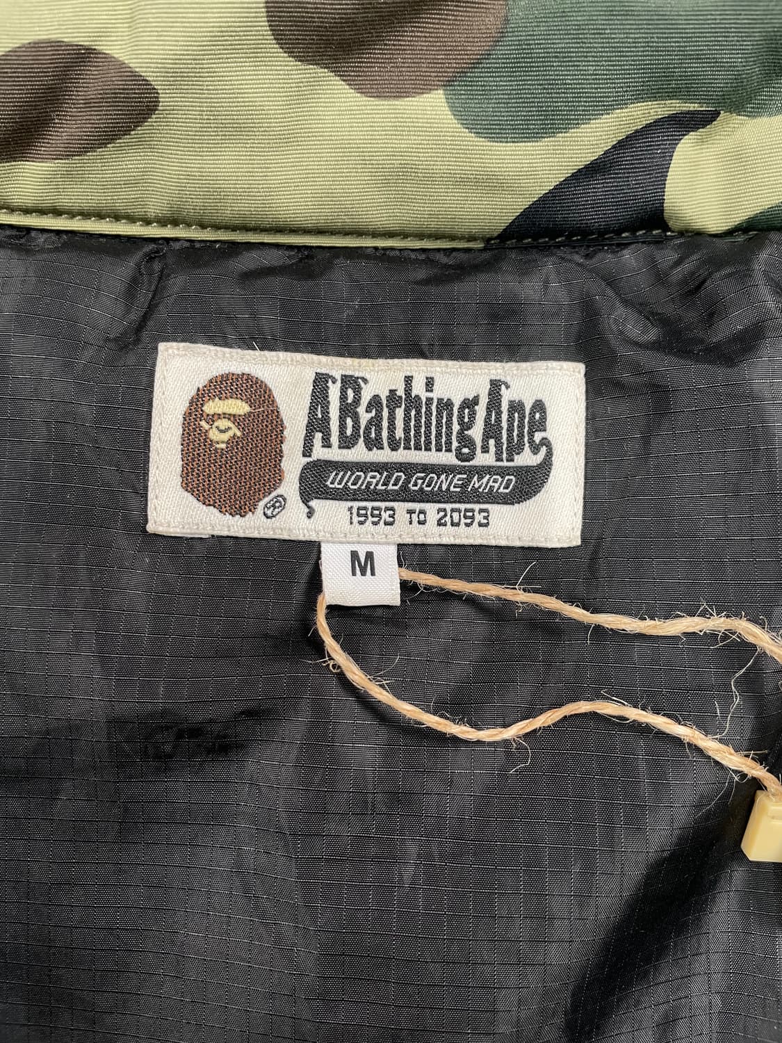 베이프 녹계 카모 패딩 상품이미지7