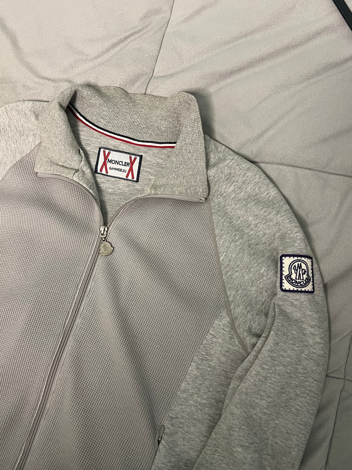 몽클레어 감마블루 니트 집업 상품이미지4