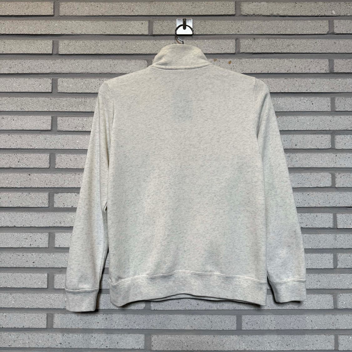 나이키 기모 카라 맨투맨 아이보리 컬러  상품이미지2