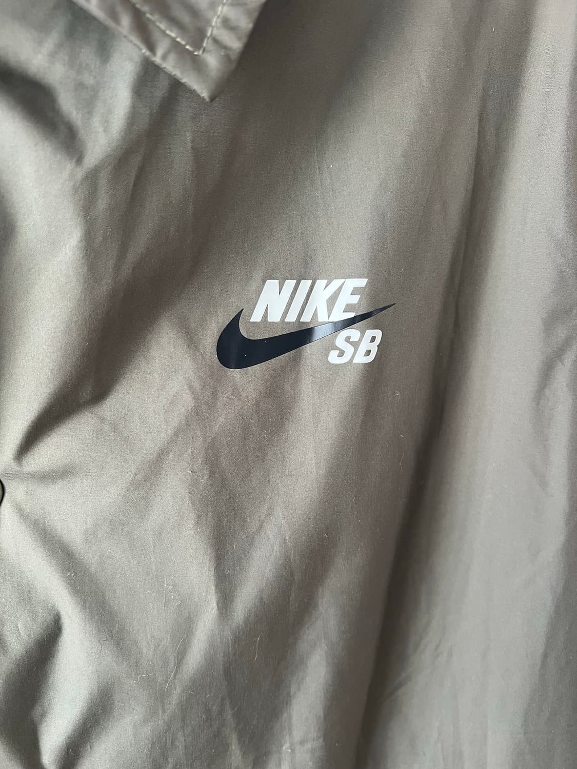 나이키sb / 카키색 코치자켓 / S  상품이미지3