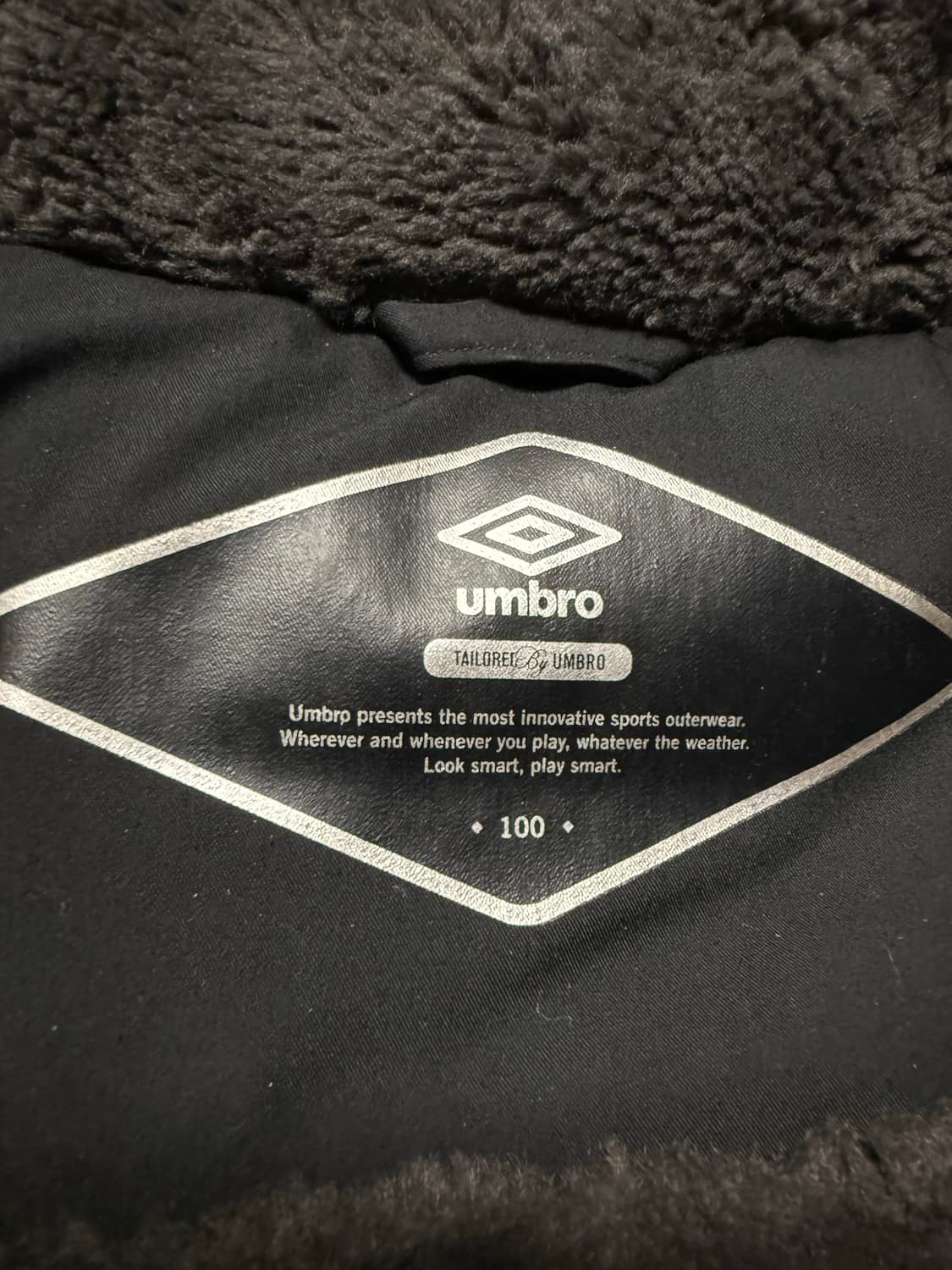 엄브로 컬러블록 패딩 블랙 상품이미지3