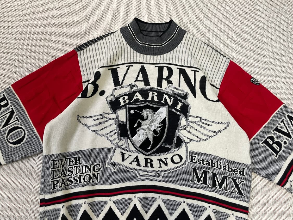 9~00s 비 바르노 크레스트 그래픽 자카드 페라리 니트 상품이미지2