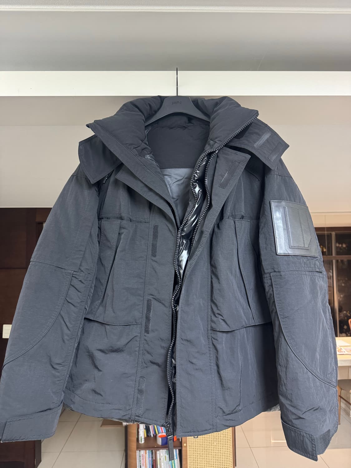 준지(로스) / 블랙 레이어드 미드렝스 다운 점퍼 (박수패딩) / 48 상품이미지1