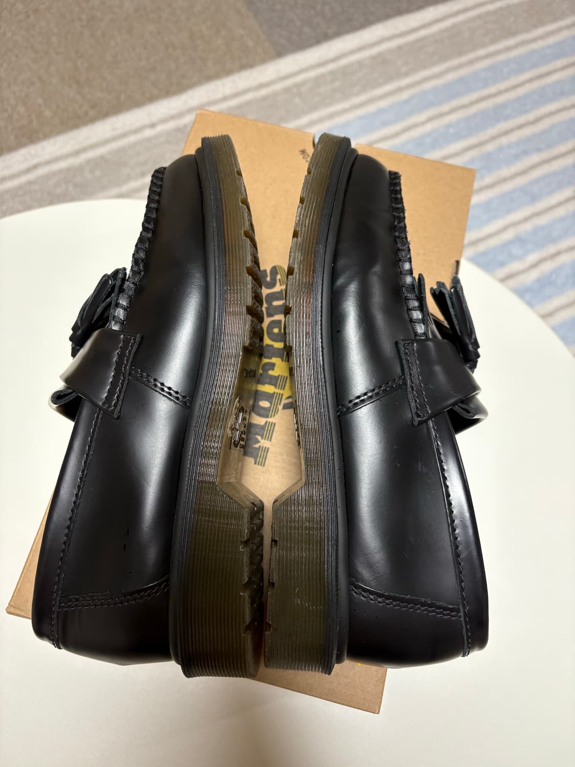 닥터마틴 아드리안 블랙 UK6 상품이미지2