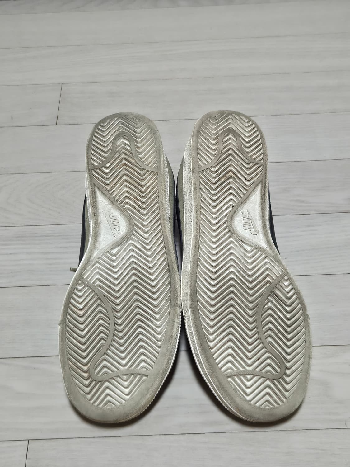 나이키 스웨이드 운동화 카키 250 상품이미지5