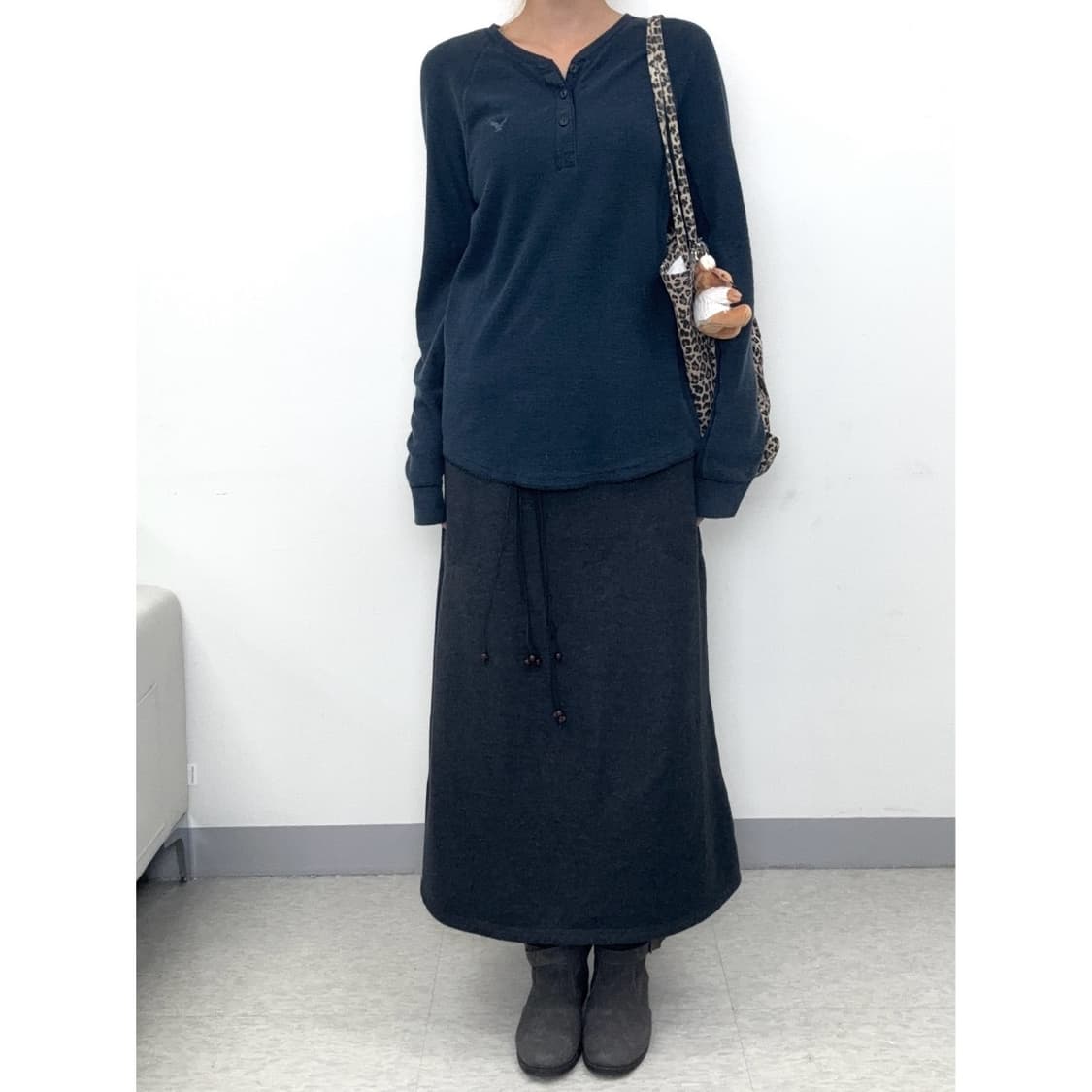 빈티지 네이비 롱슬리브 상품이미지2